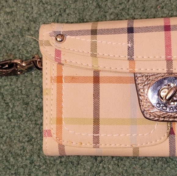 Coach Wallet - Picture 4 of 9